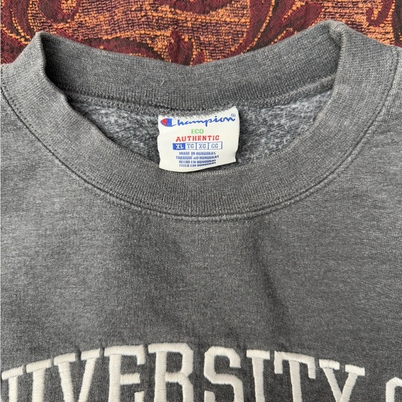 VTG University of Toronto Champion Crewneck - Picture 2 of 5